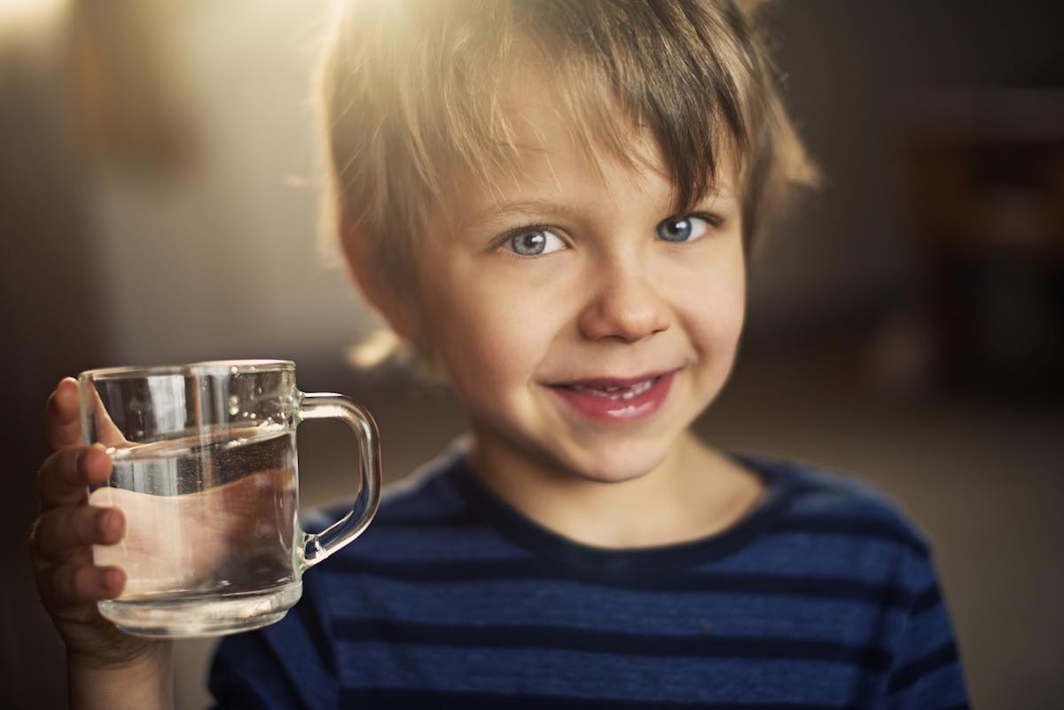 bevi acqua del rubinetto